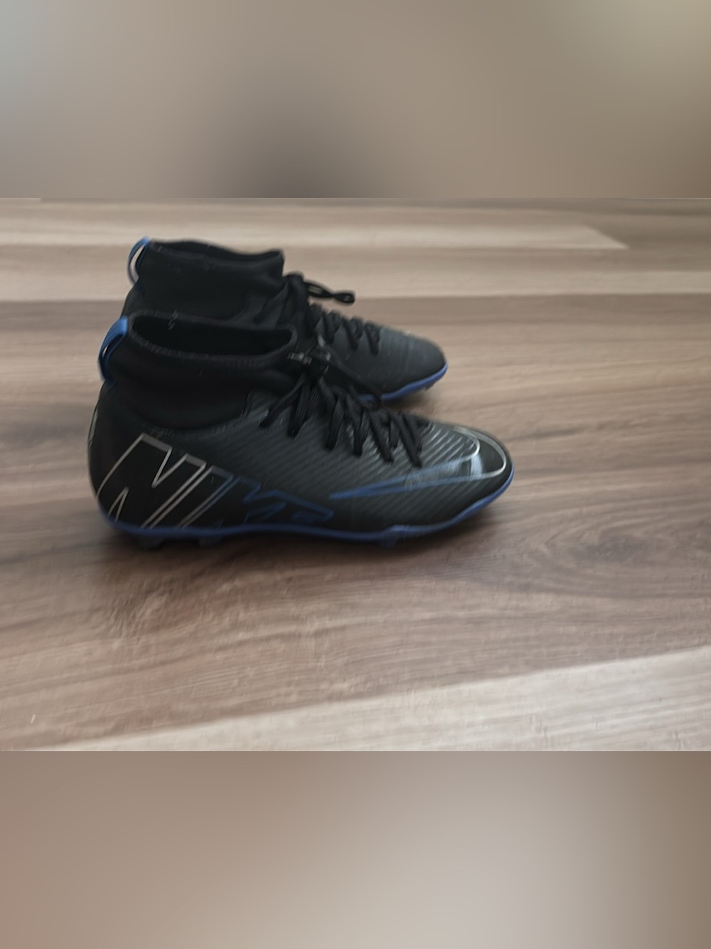Nike Mercerial boys soccer Cleats